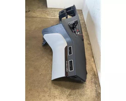 FREIGHTLINER Cascadia Dash Assembly