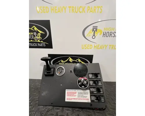 FREIGHTLINER Cascadia Dash Panel
