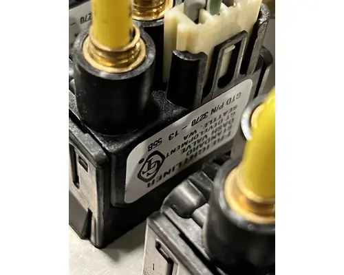 FREIGHTLINER Cascadia Dash Panel