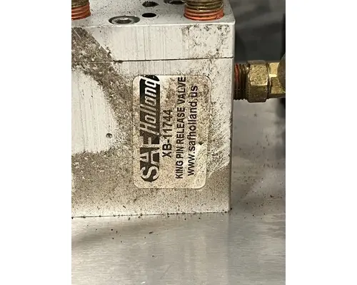 FREIGHTLINER Cascadia Dash Panel