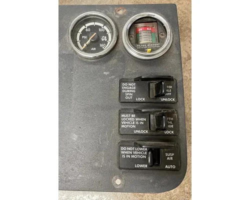 FREIGHTLINER Cascadia Dash Panel