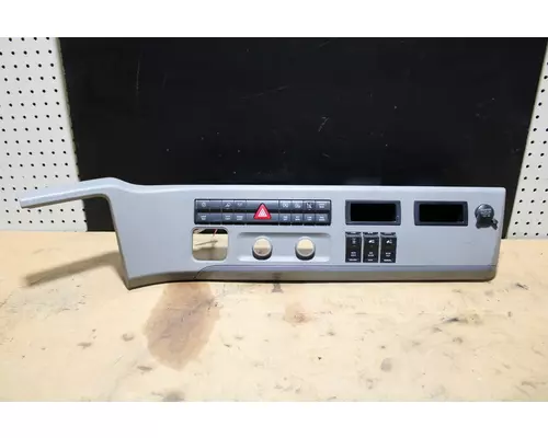 FREIGHTLINER Cascadia Dash Panel