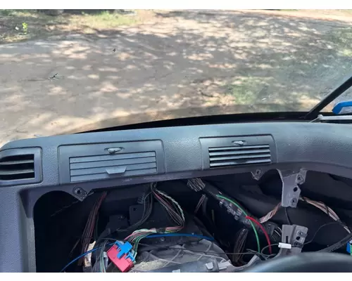 FREIGHTLINER Cascadia Dash Panel