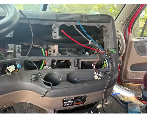 FREIGHTLINER Cascadia Dash Panel