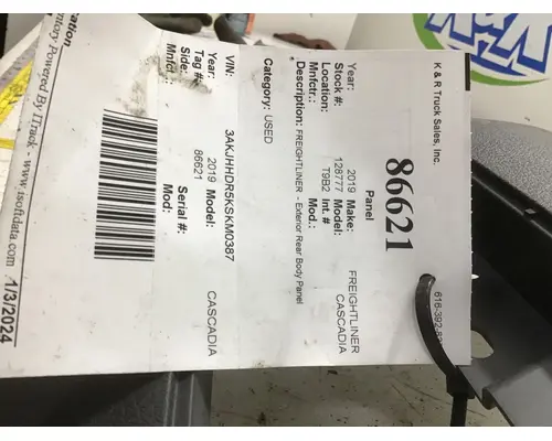 FREIGHTLINER Cascadia Dash Panels