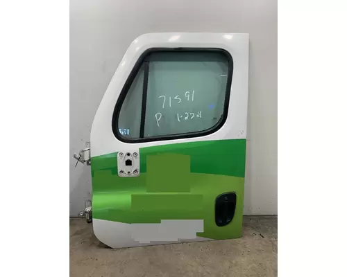 FREIGHTLINER Cascadia Door Assembly, Front