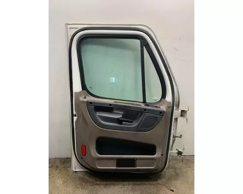 FREIGHTLINER Cascadia Door Assembly, Front