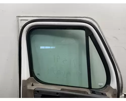 FREIGHTLINER Cascadia Door Assembly, Front