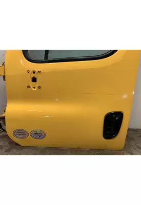 FREIGHTLINER Cascadia Door Assembly, Front