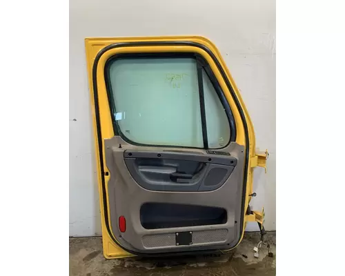 FREIGHTLINER Cascadia Door Assembly, Front