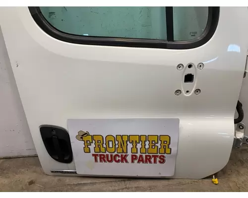 FREIGHTLINER Cascadia Door Assembly, Front