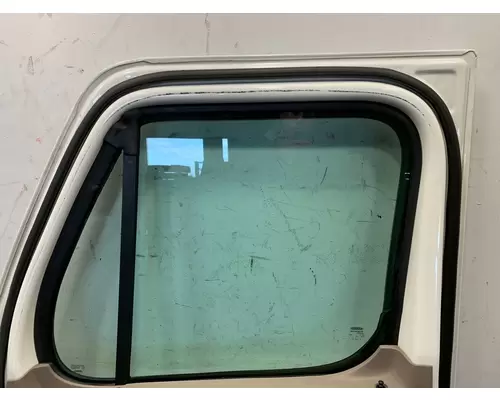 FREIGHTLINER Cascadia Door Assembly, Front
