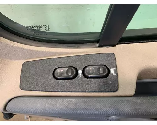 FREIGHTLINER Cascadia Door Assembly, Front