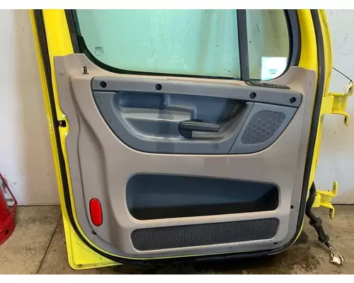 FREIGHTLINER Cascadia Door Assembly, Front