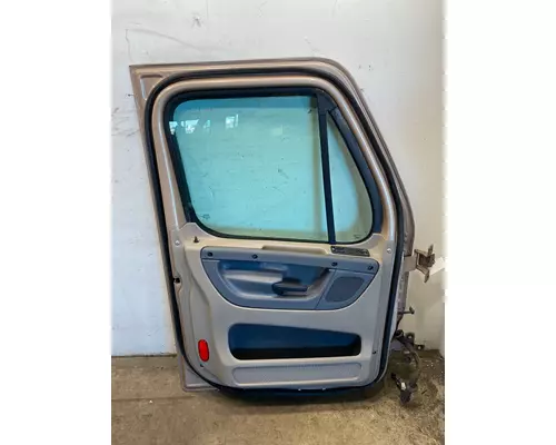 FREIGHTLINER Cascadia Door Assembly, Front