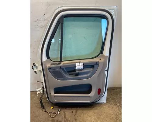 FREIGHTLINER Cascadia Door Assembly, Front