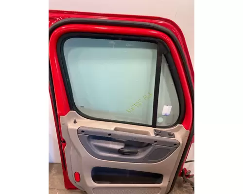 FREIGHTLINER Cascadia Door Assembly, Front