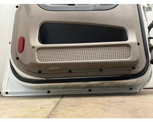 FREIGHTLINER Cascadia Door Assembly, Front