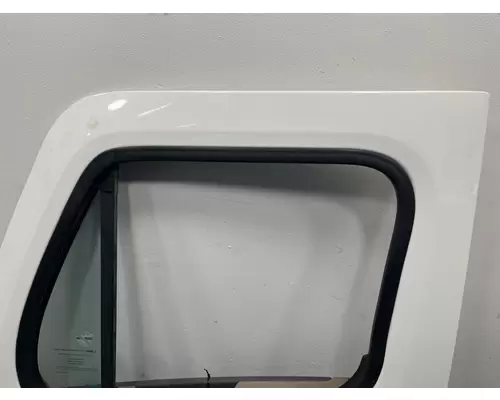 FREIGHTLINER Cascadia Door Assembly, Front