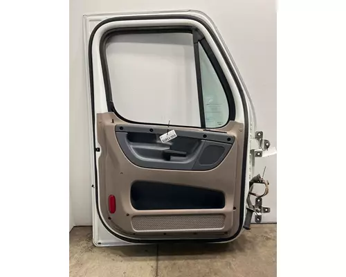 FREIGHTLINER Cascadia Door Assembly, Front