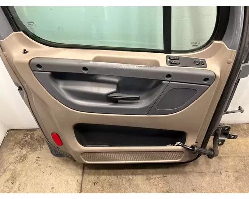 FREIGHTLINER Cascadia Door Assembly, Front
