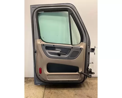 FREIGHTLINER Cascadia Door Assembly, Front