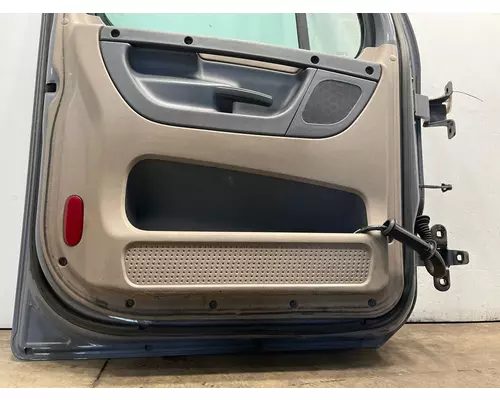 FREIGHTLINER Cascadia Door Assembly, Front