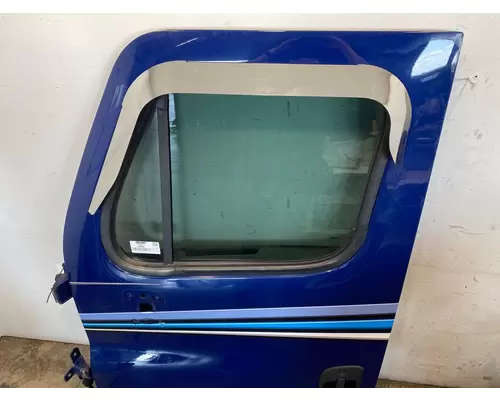 FREIGHTLINER Cascadia Door Assembly, Front