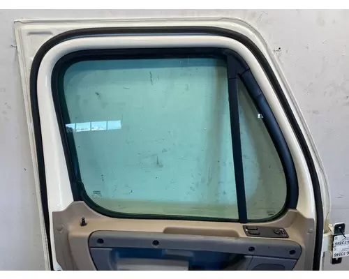 FREIGHTLINER Cascadia Door Assembly, Front