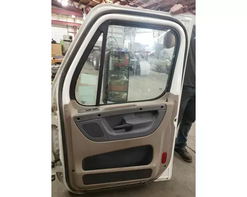 FREIGHTLINER Cascadia Door Assembly, Front