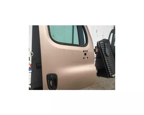 FREIGHTLINER Cascadia Door Assembly, Front