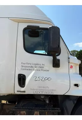FREIGHTLINER Cascadia Door Assembly, Front