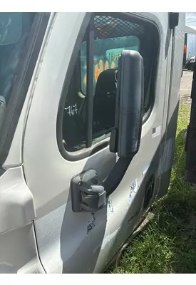 FREIGHTLINER Cascadia Door Assembly, Front