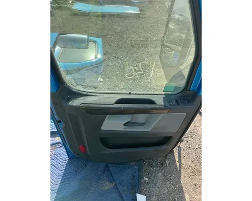 FREIGHTLINER Cascadia Door Assembly, Front