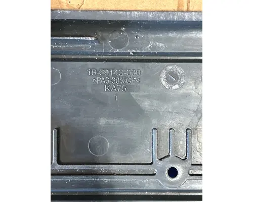 FREIGHTLINER Cascadia Door Panel (Trim)