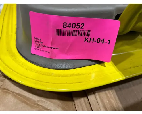 FREIGHTLINER Cascadia Door Panel (Trim)