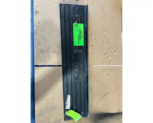 FREIGHTLINER Cascadia Door Sill Plates 126
