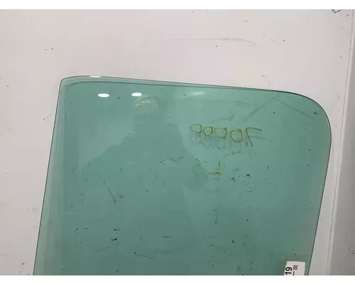 FREIGHTLINER Cascadia Door Window Glass