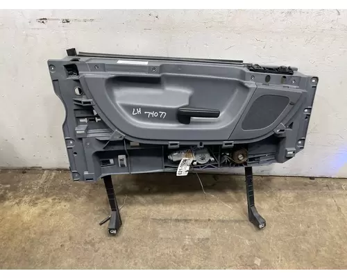 FREIGHTLINER Cascadia Door Window Regulator, Front
