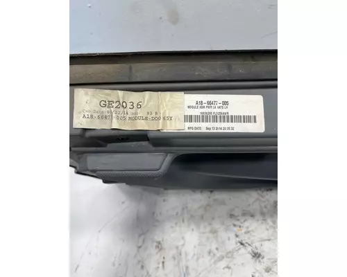 FREIGHTLINER Cascadia Door Window Regulator, Front
