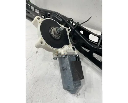 FREIGHTLINER Cascadia Door Window Regulator, Front