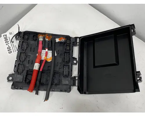 FREIGHTLINER Cascadia ECM (Chassis)