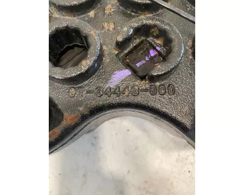 FREIGHTLINER Cascadia Engine Mount