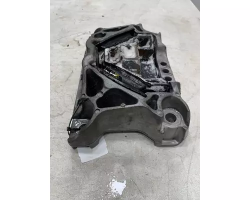 FREIGHTLINER Cascadia Engine Mounts