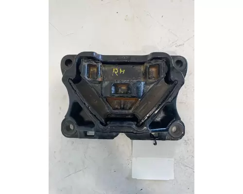FREIGHTLINER Cascadia Engine Mounts