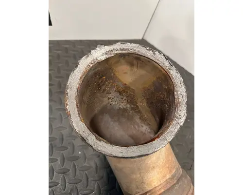 FREIGHTLINER Cascadia Exhaust Pipe