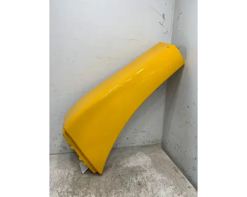 FREIGHTLINER Cascadia Fender Extension