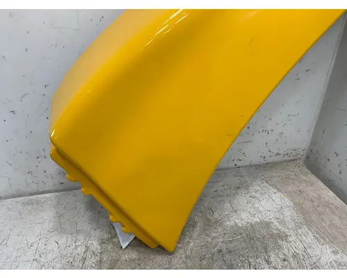 FREIGHTLINER Cascadia Fender Extension