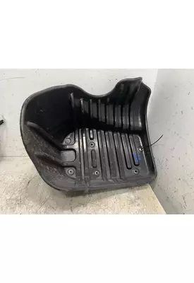 FREIGHTLINER Cascadia Fender Extension
