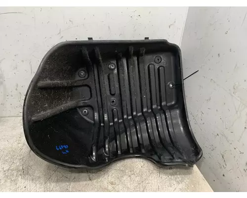 FREIGHTLINER Cascadia Fender Extension